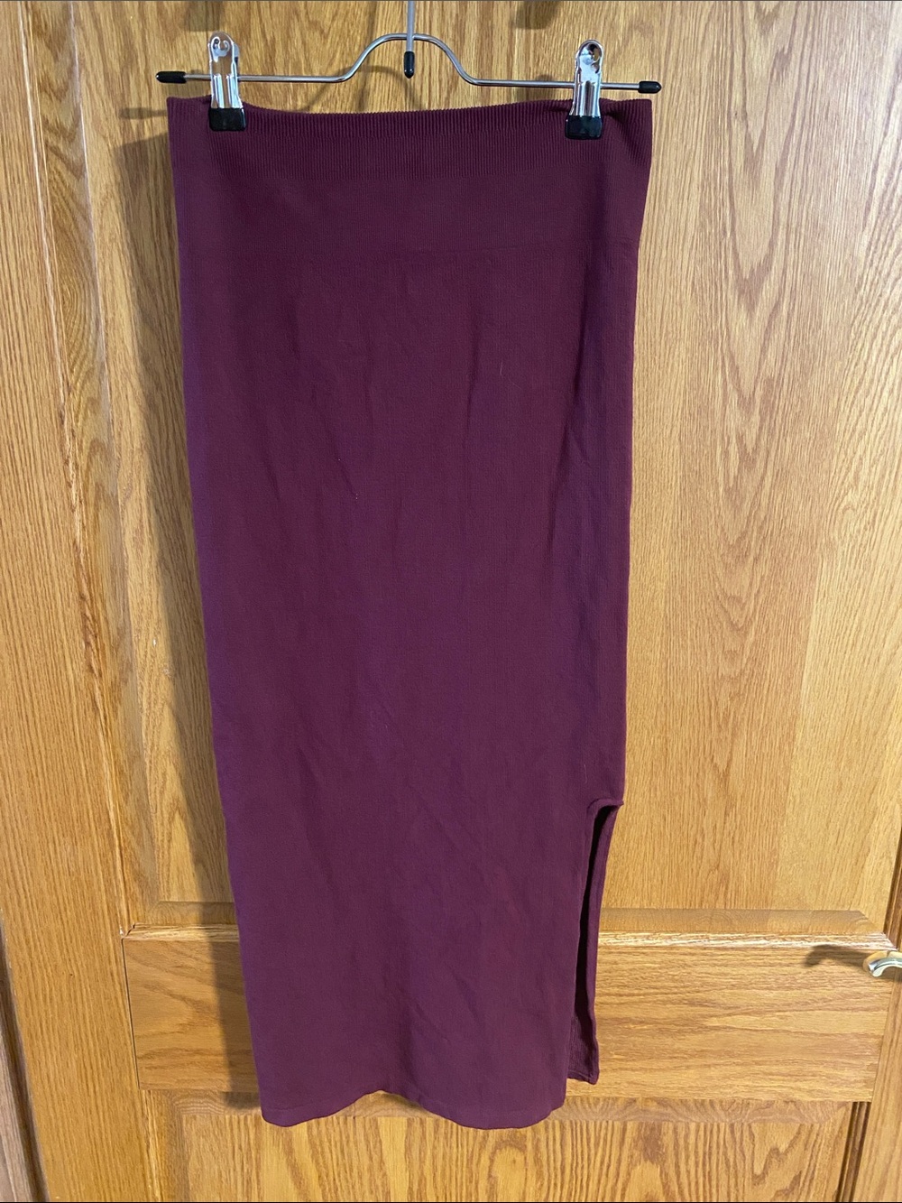 Maroon Ribbed Knit Midi Skirt no tag Fabletics size small